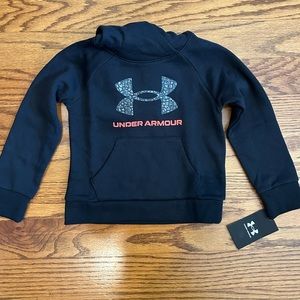 BNWT Girl’s Under Armour Black hoodie size 4